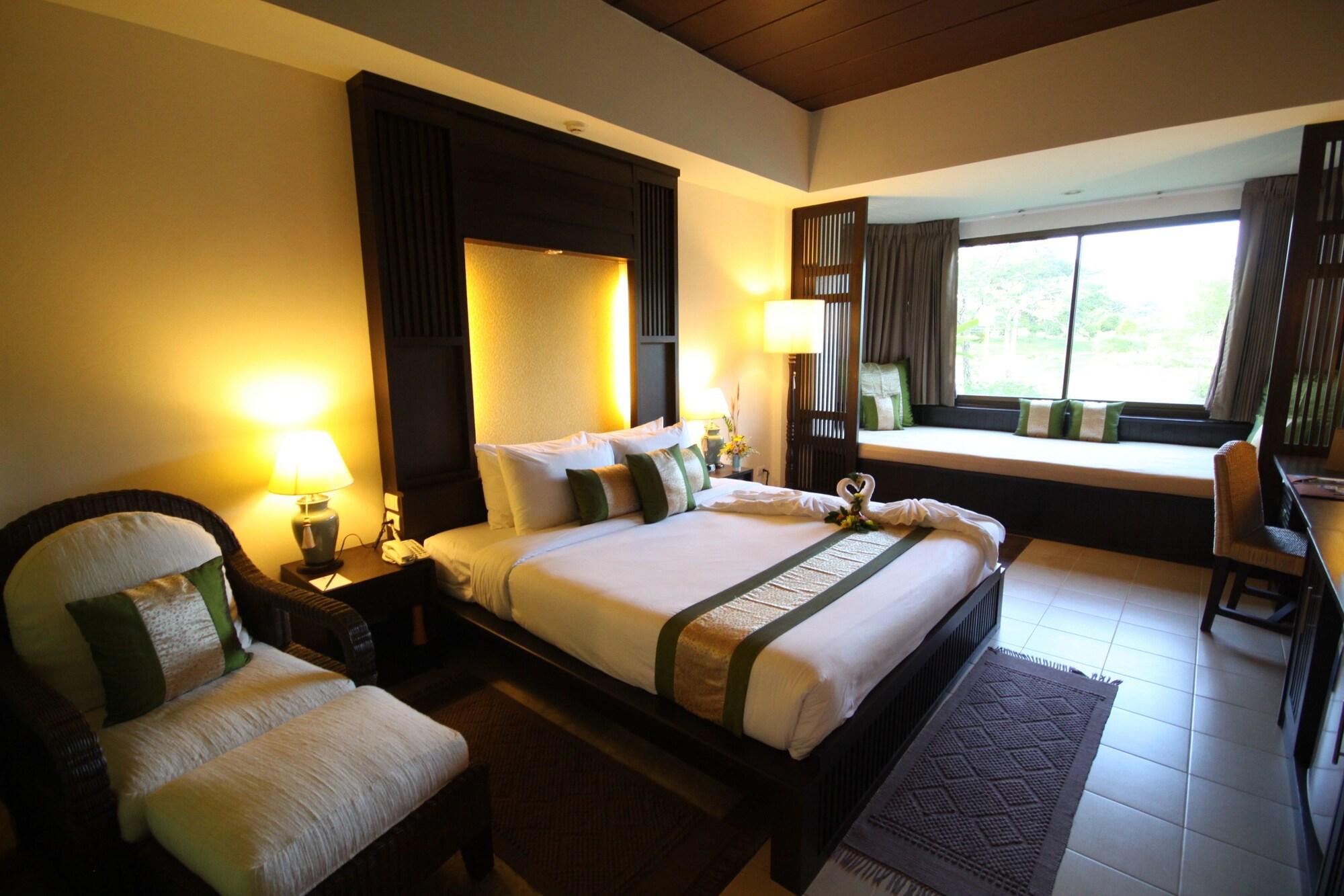 Mae Jo Golf Resort y Spa Ban Ban San Sai Exterior foto
