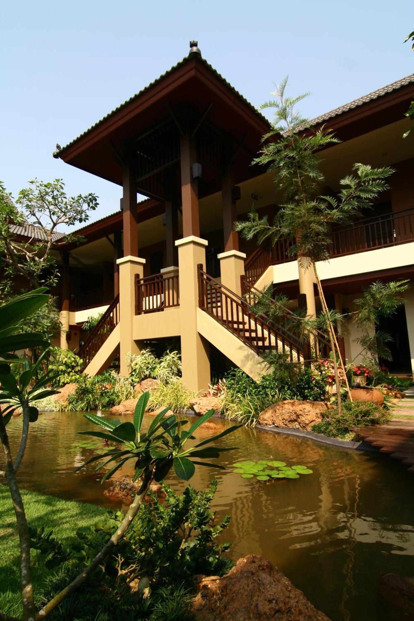 Mae Jo Golf Resort y Spa Ban Ban San Sai Exterior foto